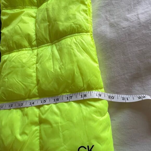 Calvin Klein Neon Yellow Puffer Vest - Picture 6 of 9